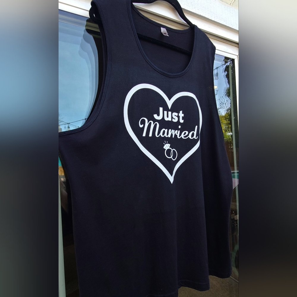 Matching “Just Married” Hubby & Wifey Black Shirts Set of 2 Plus Size XXL 18/20 - Picture 4 of 16